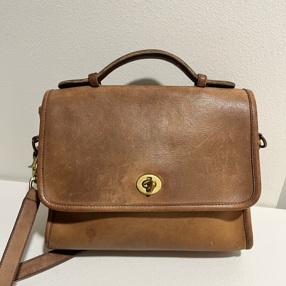RARE Vintage Coach Court Bag in Burnished Glove Tan Leather - Picture 16 of 16